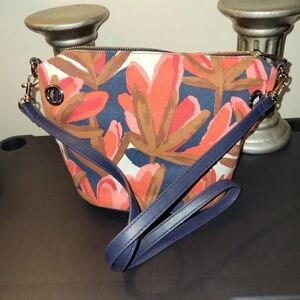Who What Wear Floral Crossbody Purse